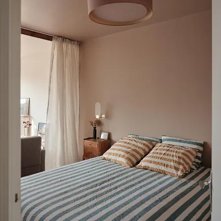 L'Heure Bleue - Meuble De Tourisme 3 Etoiles Apartment Royat Exterior photo